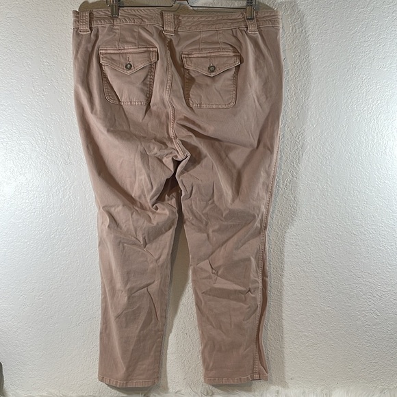 TORRID Crop Twill Military Pant With Pockets Blush Pink Size 18 - Picture 6 of 13